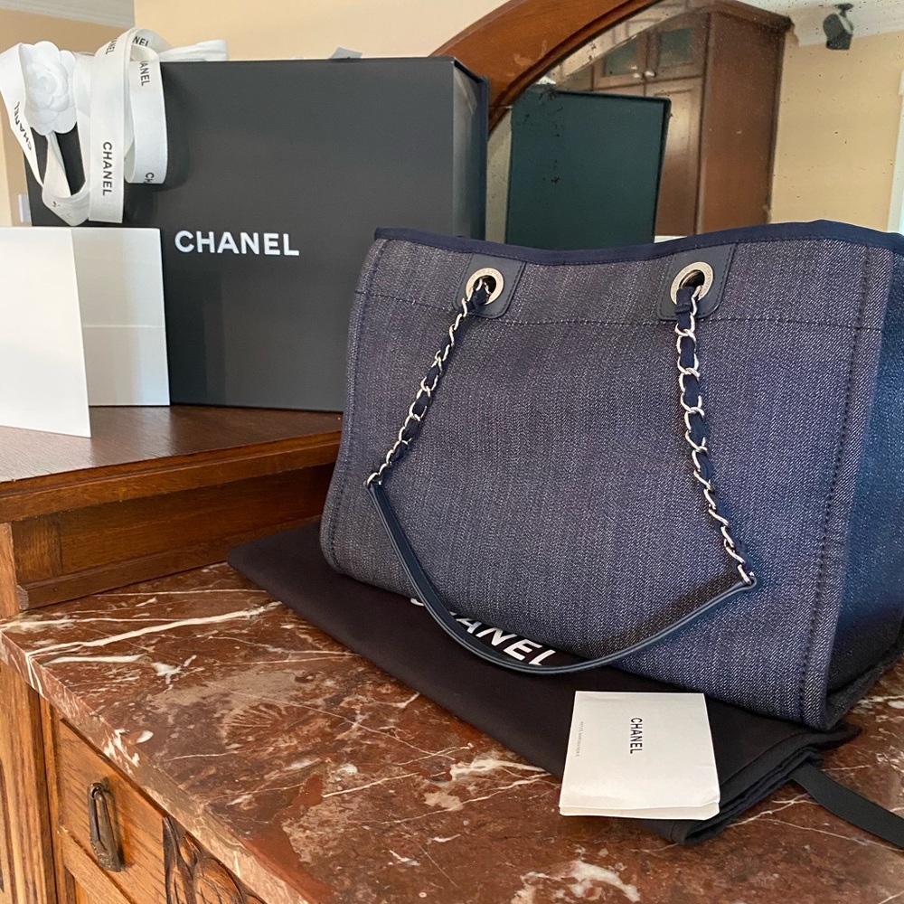 Chanel Deauville Denim Blue Medium MM Tote - Picture 5 of 14